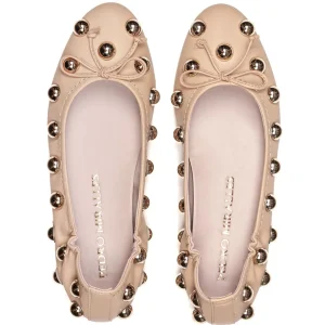 Bailarina tachas piel arena | PEDRO MIRALLES Outlet