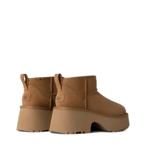 Botín classic ultra mini new heights chestnut | UGG Online