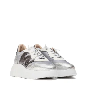 Deportivo plataforma piel metalizada plata | WONDERS Outlet